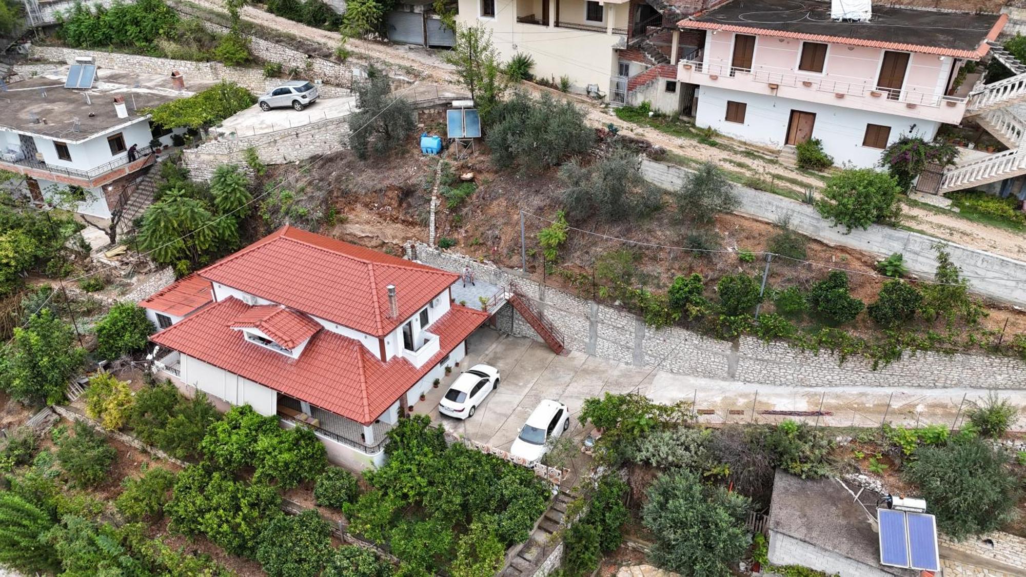 Toska * Berat